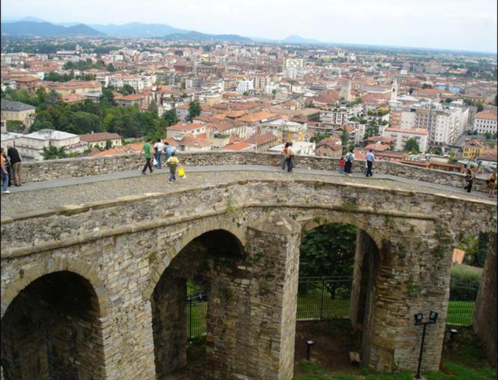 Donizetti Royal Otel Bergamo Dış mekan fotoğraf