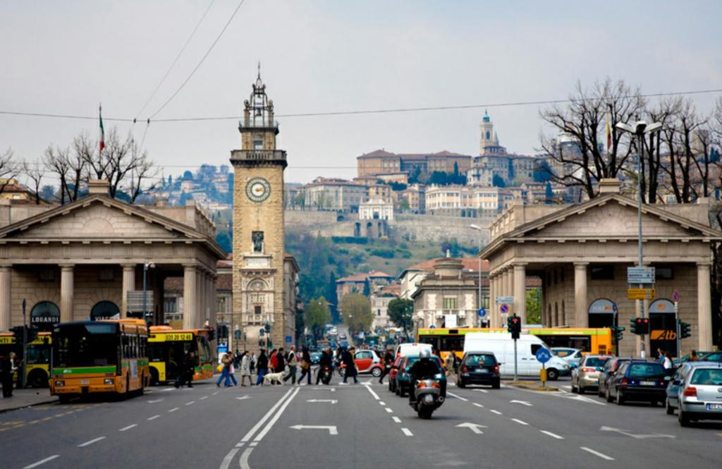 Donizetti Royal Otel Bergamo Dış mekan fotoğraf